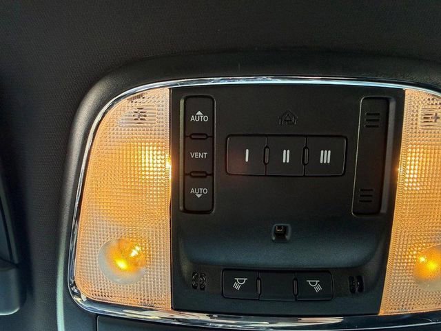 Used 2023 Dodge Charger Scat Pack RWD image 28
