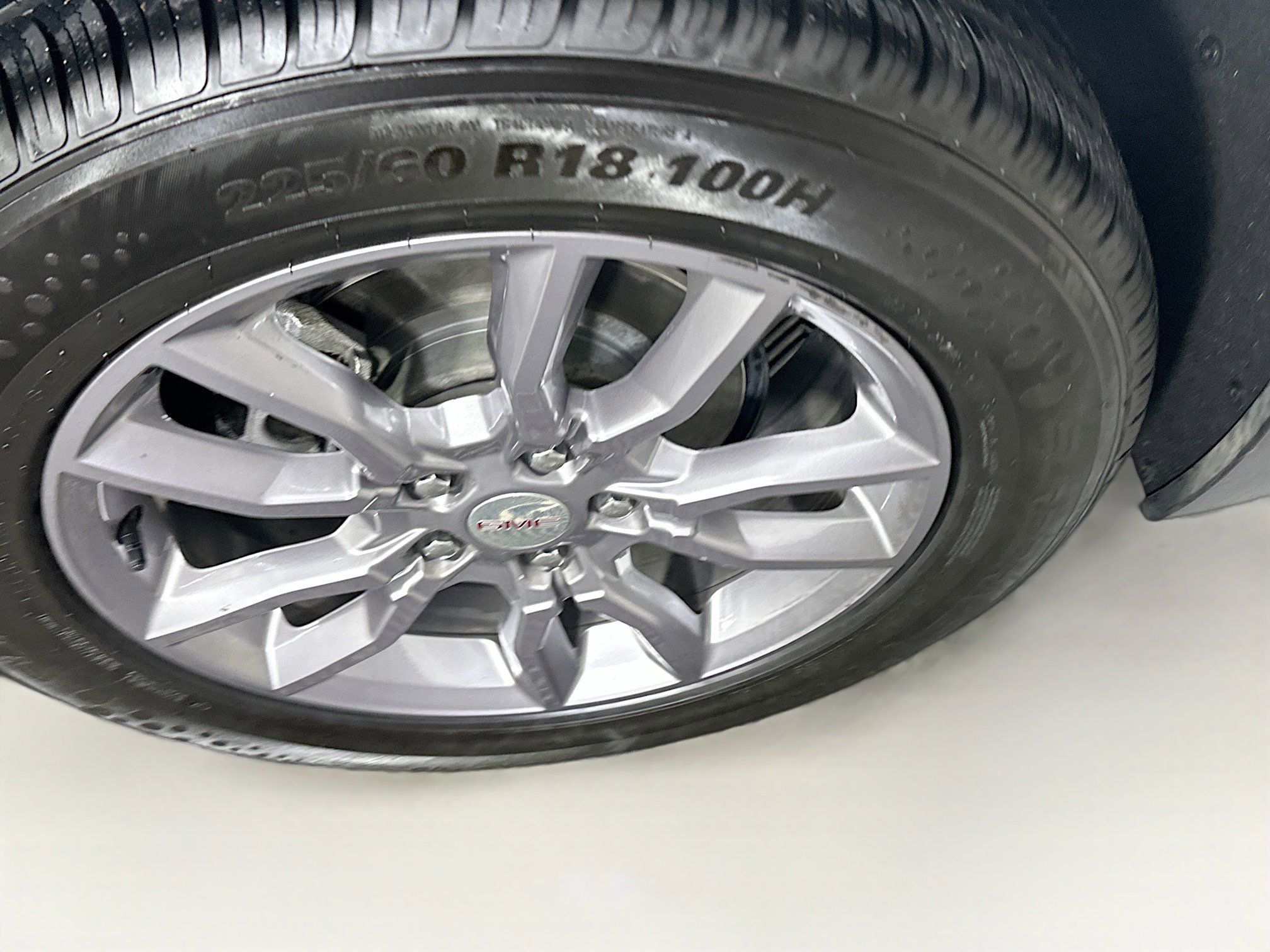 Used 2023 GMC Terrain SLT image 11