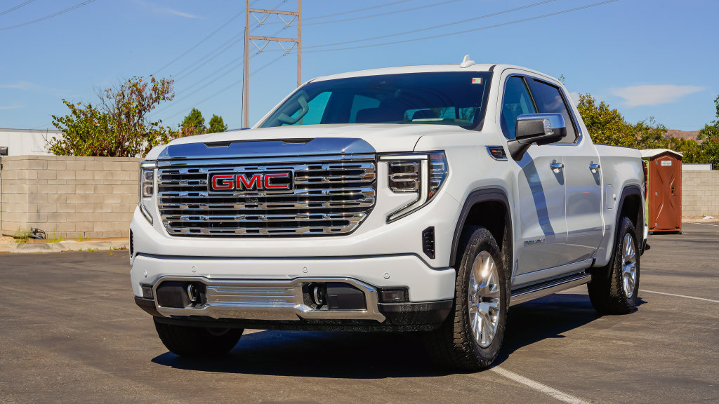 New 2026 GMC Sierra 1500 Denali w/ Technology Package AWD/4WD image 2