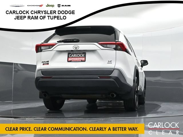 Used 2021 Toyota RAV4 LE AWD/4WD image 43