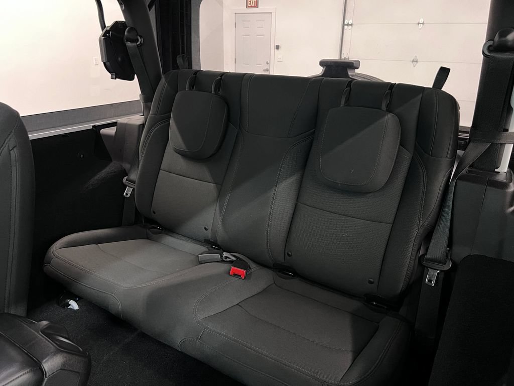Used 2018 Jeep Wrangler Sport AWD/4WD image 23