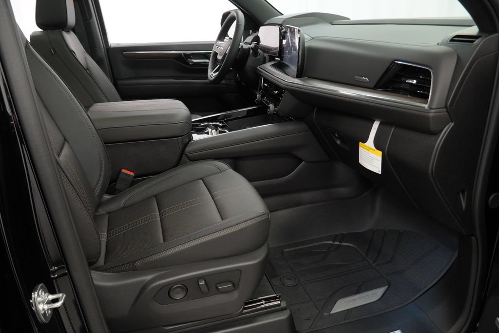 New 2026 Chevrolet Suburban High Country w/ Sun And Tow Package AWD/4WD image 35