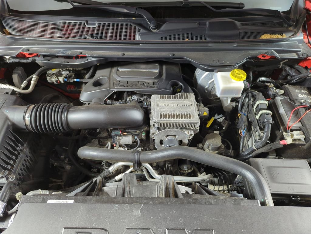 Used 2024 RAM 1500 Laramie image 17