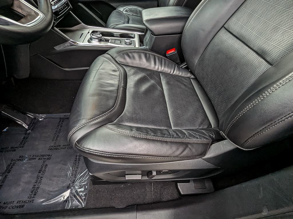 Used 2022 Ford Explorer Platinum w/ Equipment Group 601A image 19