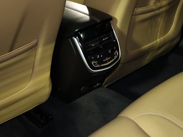 Used 2013 Cadillac XTS Premium FWD image 14