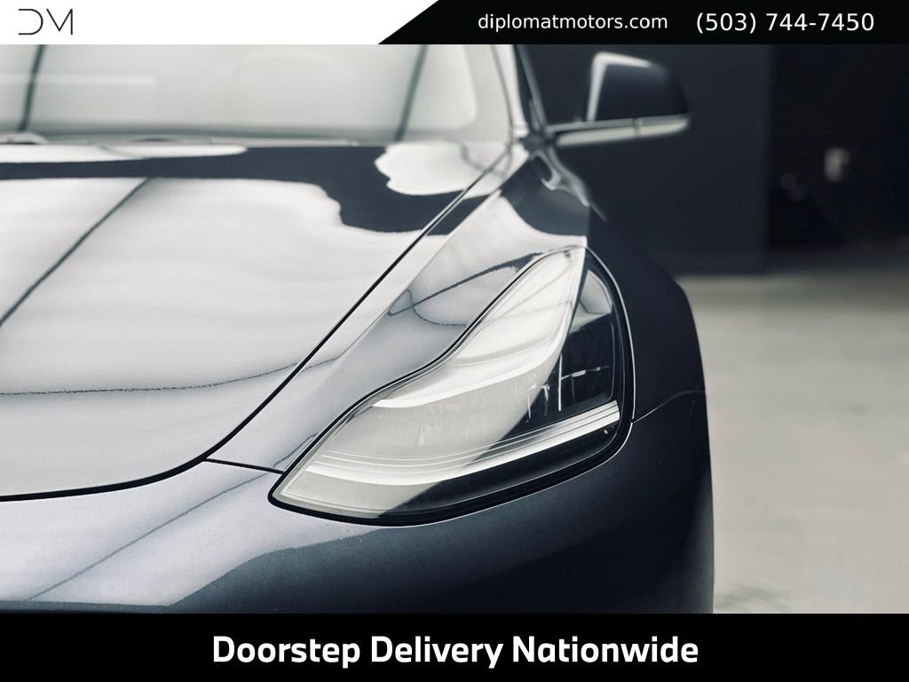 Used 2018 Tesla Model 3 Long Range RWD image 12