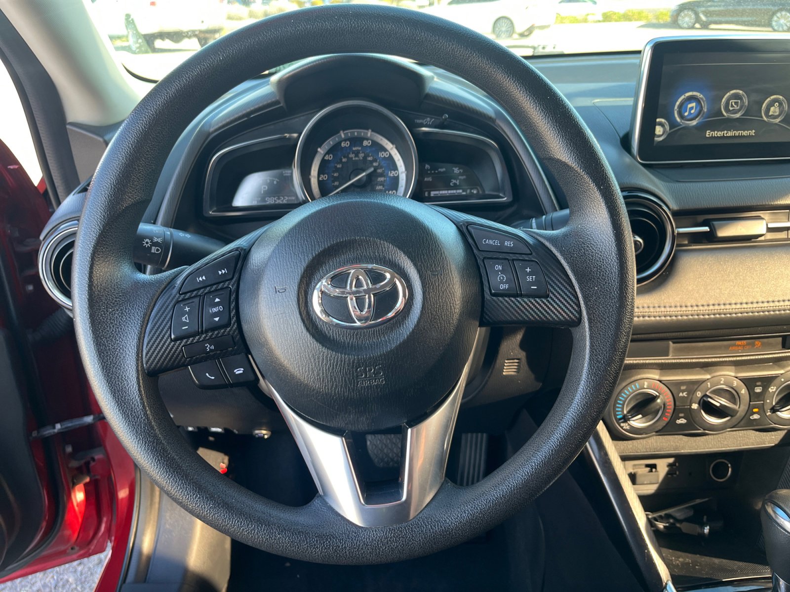 Used 2017 Toyota Yaris iA image 9