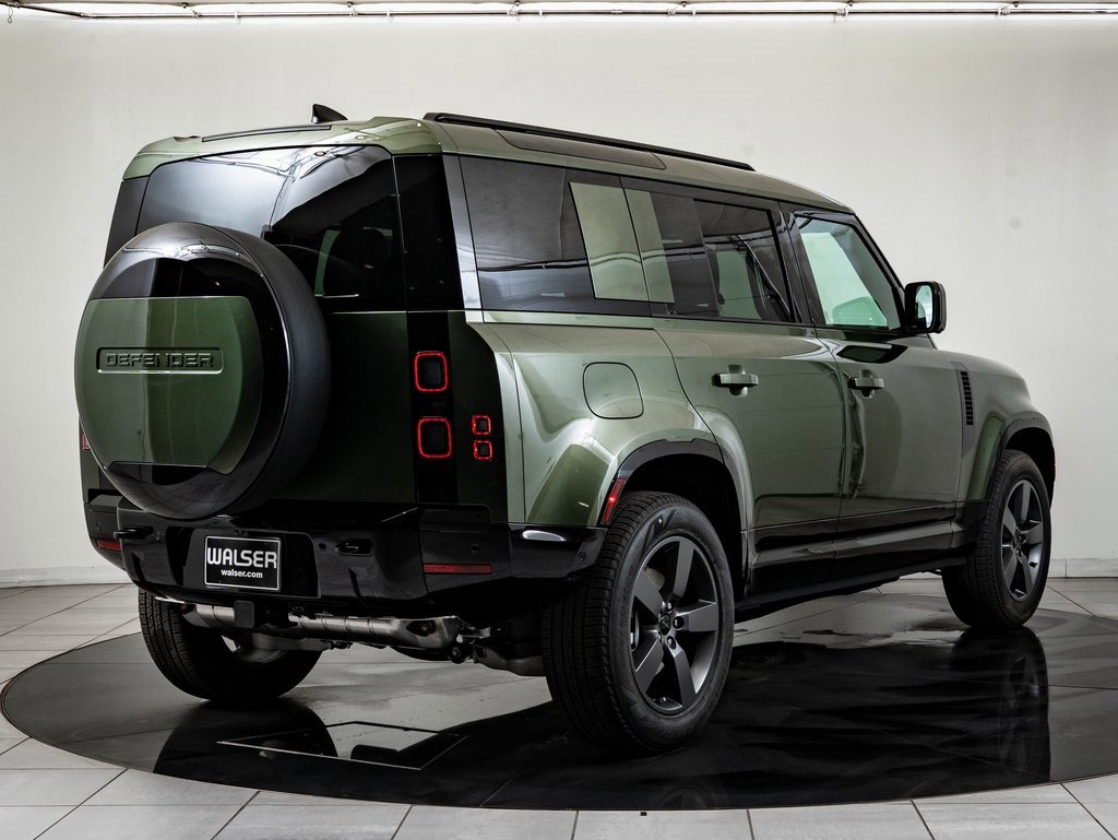 New 2026 Land Rover Defender 110 X-Dynamic SE image 7