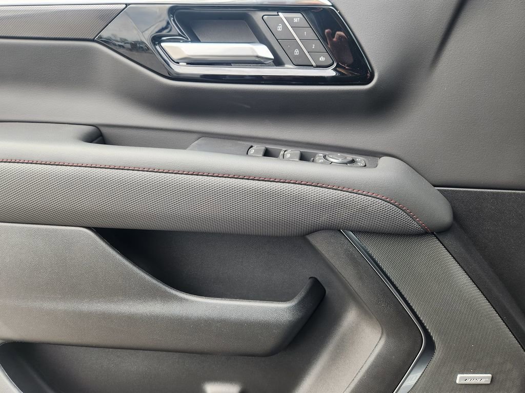 New 2026 Chevrolet Tahoe RST image 23