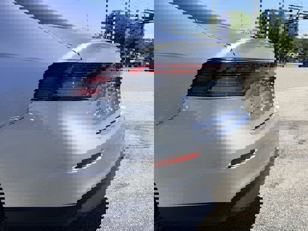 Used 2025 Honda Accord LX image 11