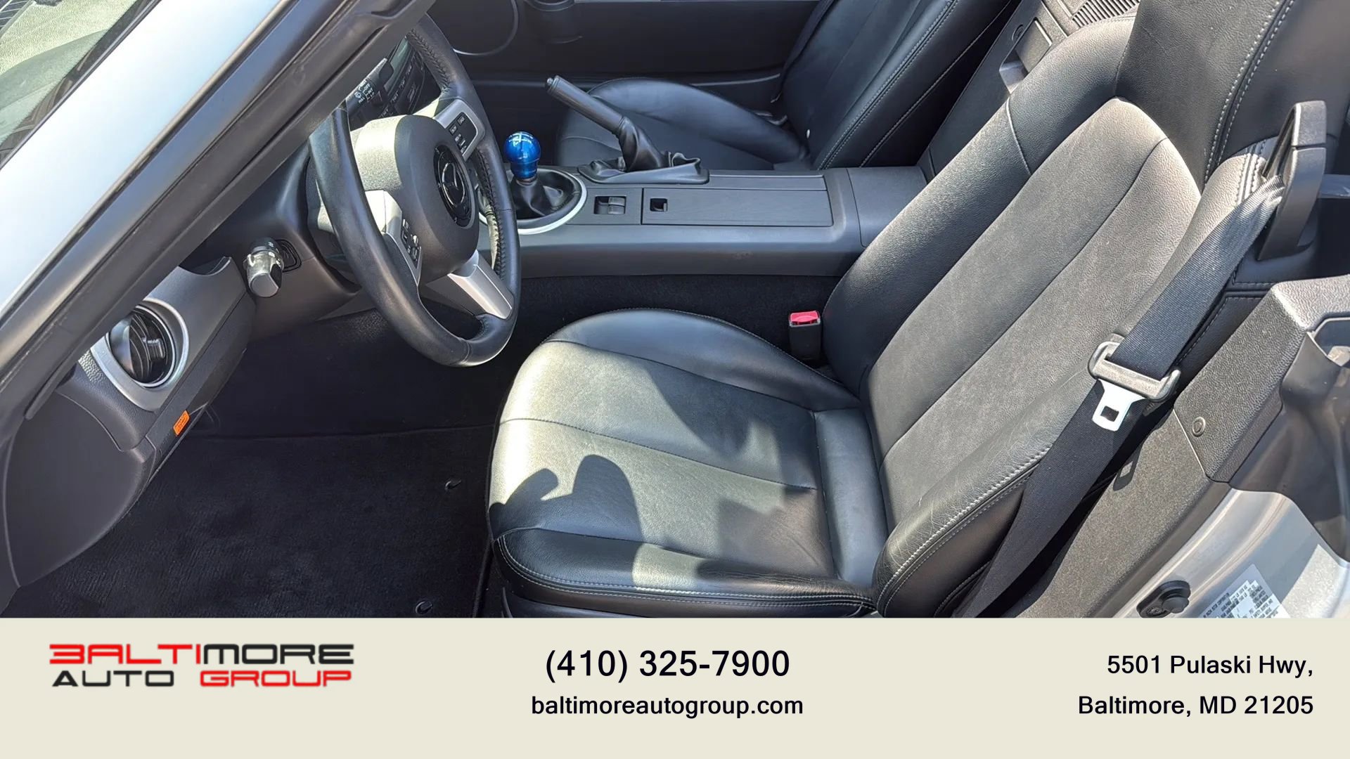 Used 2008 MAZDA MX-5 Miata Grand Touring w/ Premium Pkg image 17