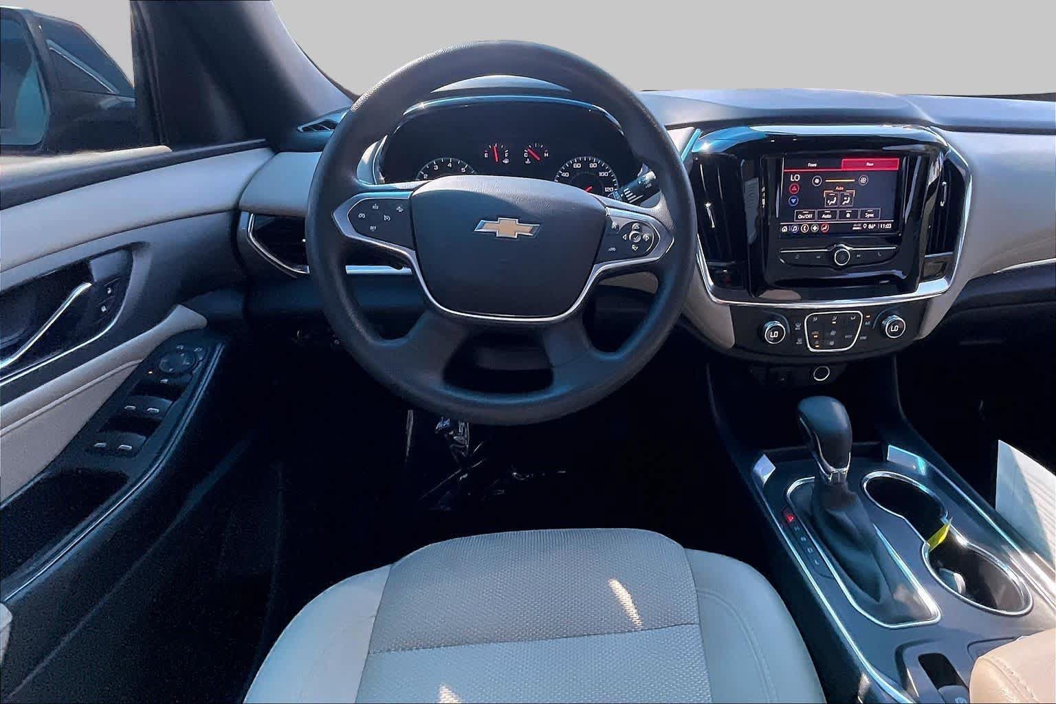 Used 2023 Chevrolet Traverse LS w/ Safety Package FWD image 6