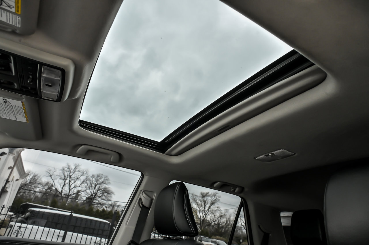 Used 2016 Toyota 4Runner Limited w/ Convenience Package image 28