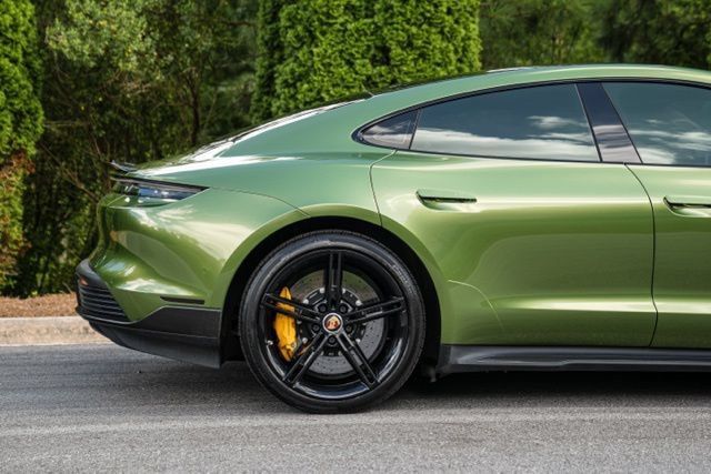 Used 2020 Porsche Taycan Turbo S AWD/4WD image 14