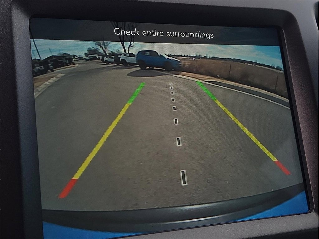 Used 2021 Jeep Cherokee Trailhawk image 14