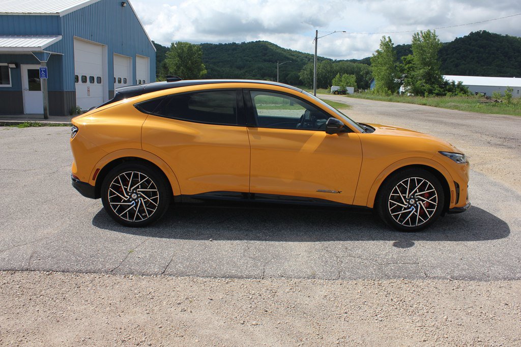 Used 2021 Ford Mustang Mach-E GT w/ GT Performance Edition AWD/4WD image 4