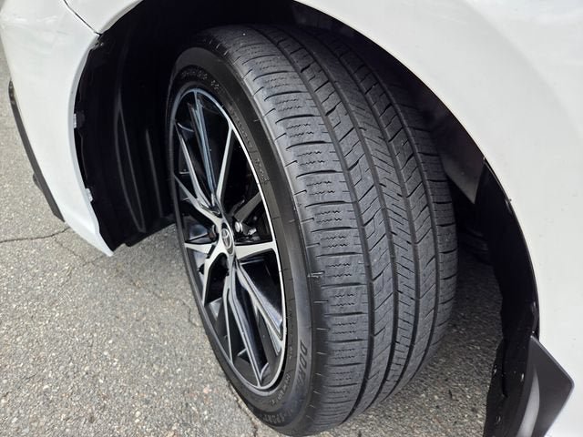 Used 2021 Toyota Camry SE w/ Convenience Package FWD image 23