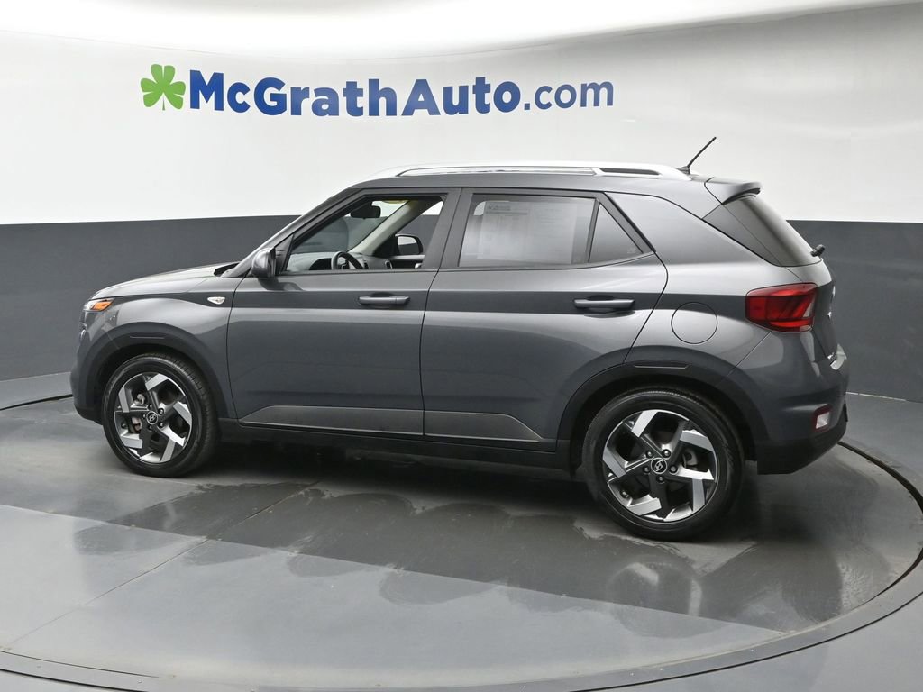 Certified 2023 Hyundai Venue SEL FWD image 20