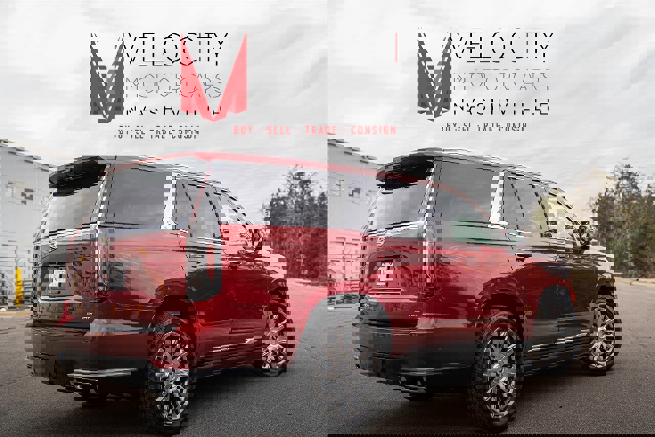 Used 2023 Cadillac Escalade Premium Luxury Platinum image 7