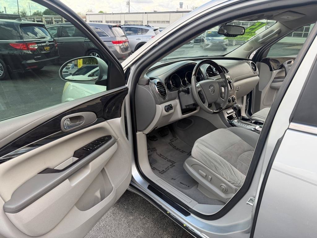 Used 2015 Buick Enclave Convenience FWD image 13