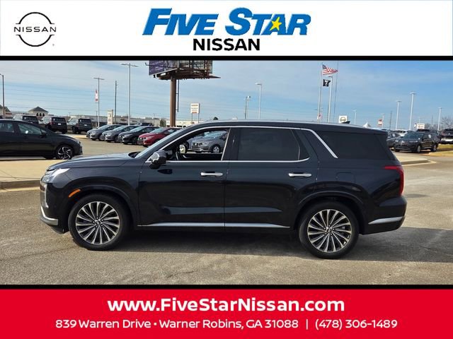 Used 2024 Hyundai Palisade Calligraphy image 4
