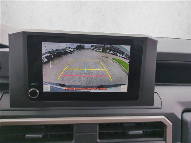 Certified 2024 Toyota Tacoma SR AWD/4WD image 13