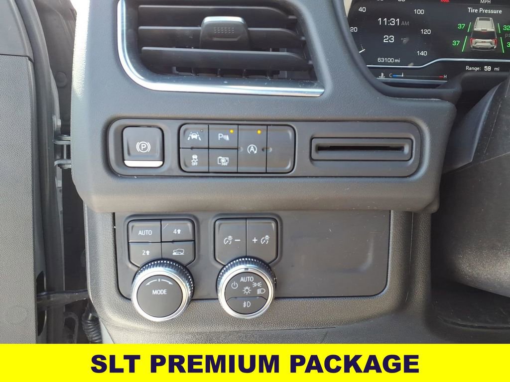 Used 2023 GMC Yukon XL SLT w/ SLT Premium Package image 16