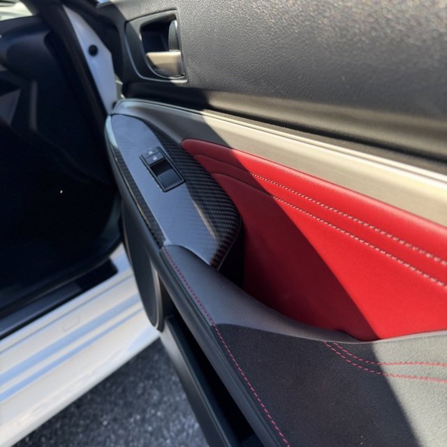 Used 2015 Lexus RC F image 20