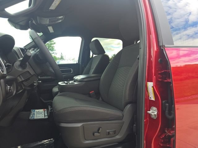 Certified 2026 RAM 2500 Big Horn AWD/4WD image 10