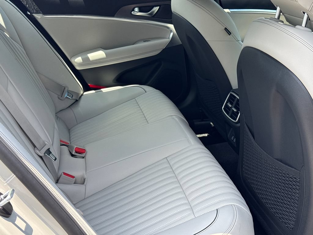 New 2026 Genesis G70 3.3T Sport Prestige RWD image 17