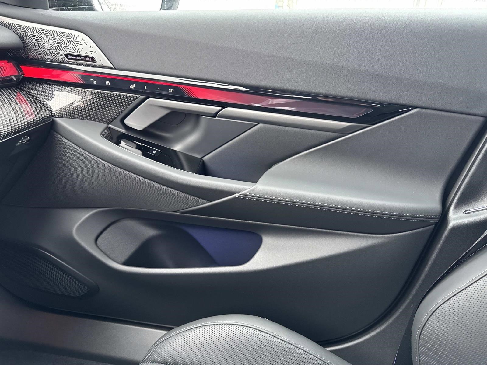 New 2026 BMW M5 image 23