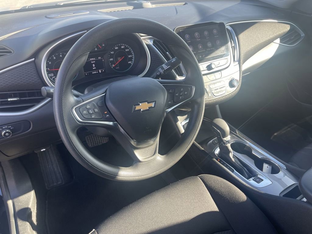 Used 2025 Chevrolet Malibu LT image 17