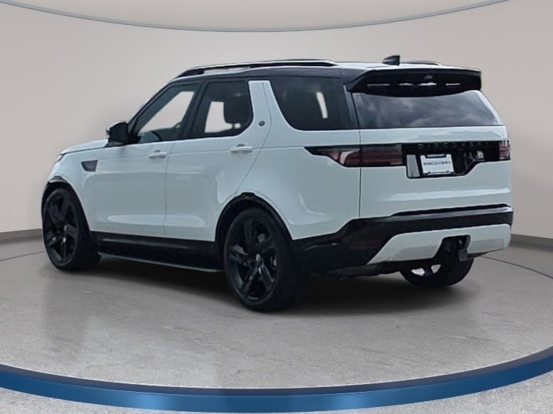 Used 2025 Land Rover Discovery Dynamic SE AWD/4WD image 7