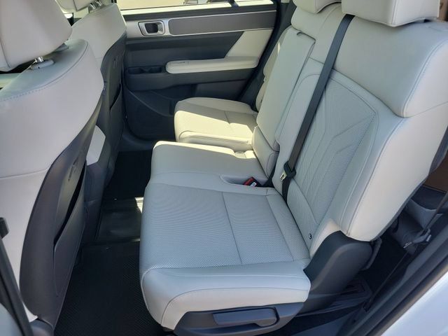 New 2026 Hyundai Santa Fe SEL FWD image 25