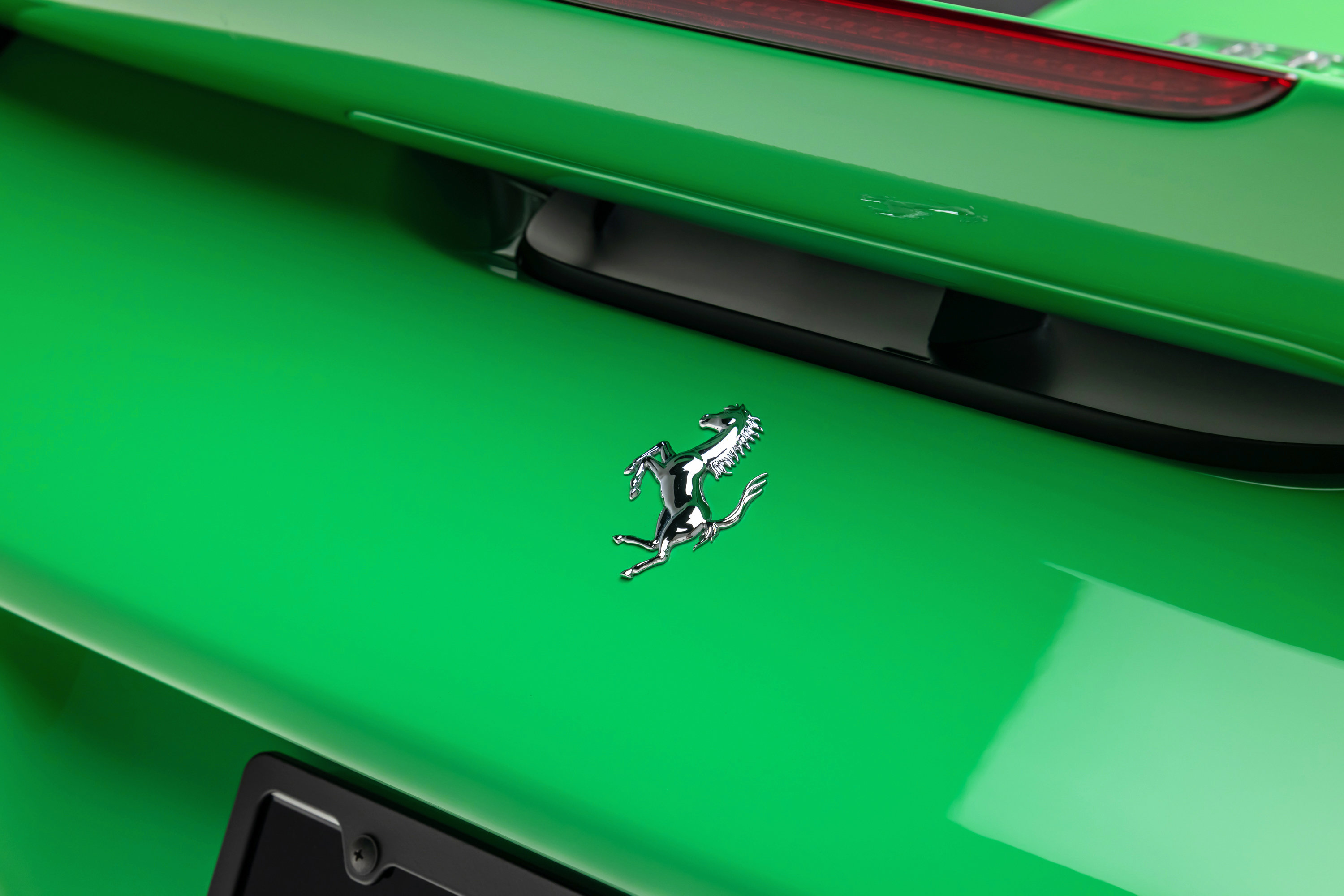 Certified 2023 Ferrari F8 Tributo RWD image 23