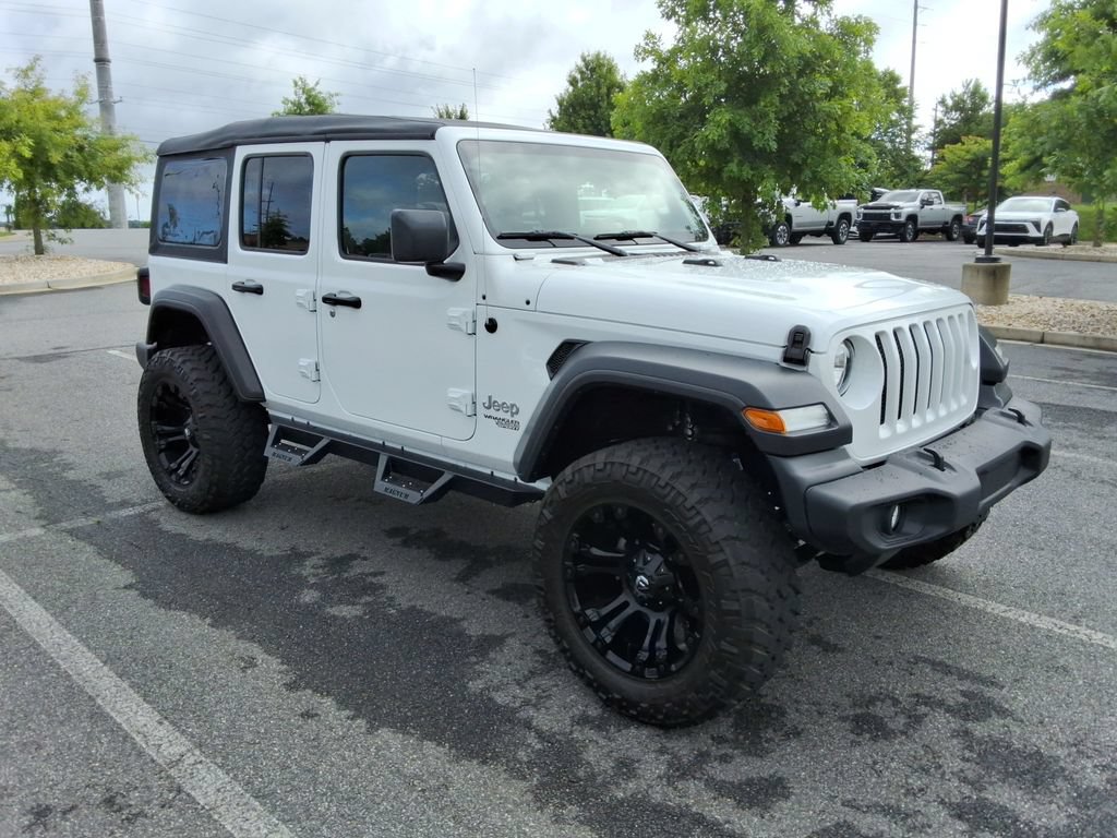 Used 2018 Jeep Wrangler Unlimited Sport AWD/4WD image 3