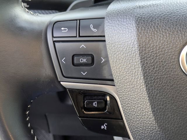 Used 2025 Toyota Camry SE image 22