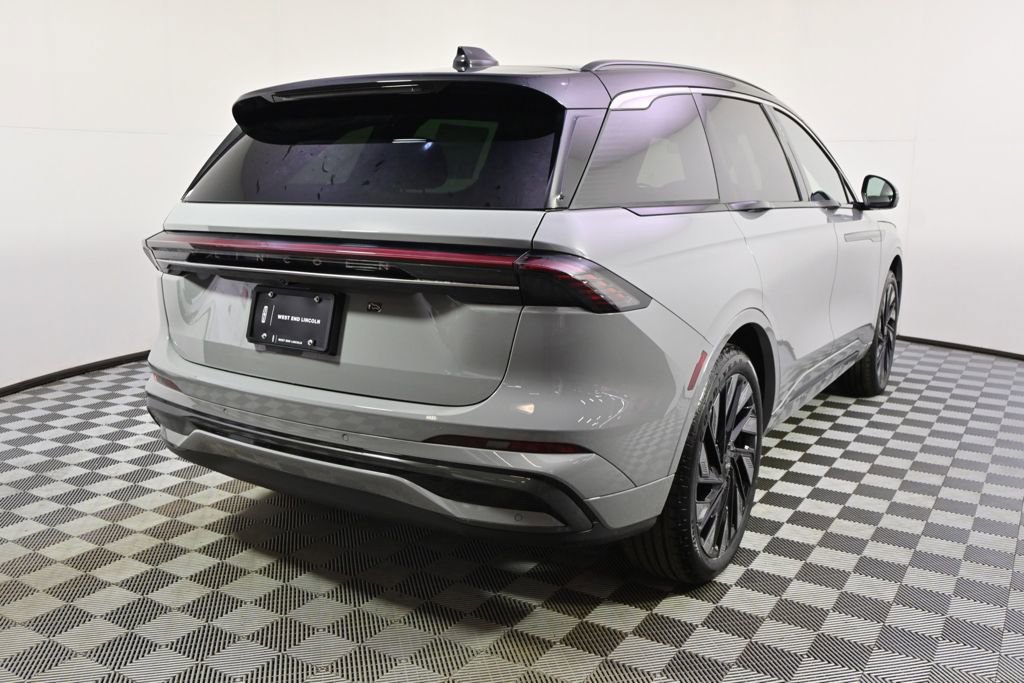 New 2026 Lincoln Nautilus Black Label w/ Jet Appearance Package AWD/4WD image 6