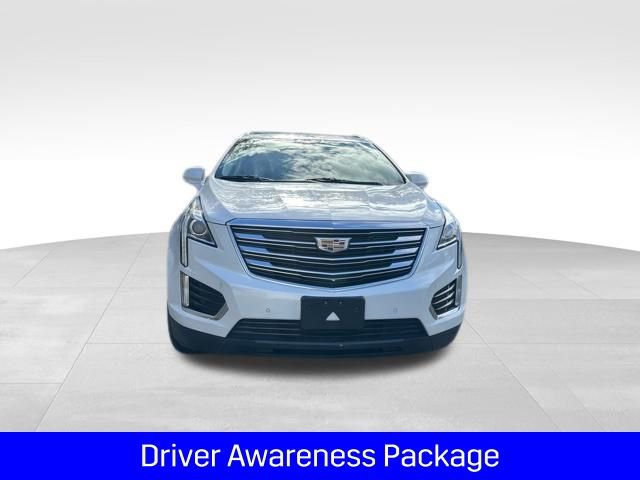Used 2018 Cadillac XT5 Luxury w/ Driver Awareness Package image 3