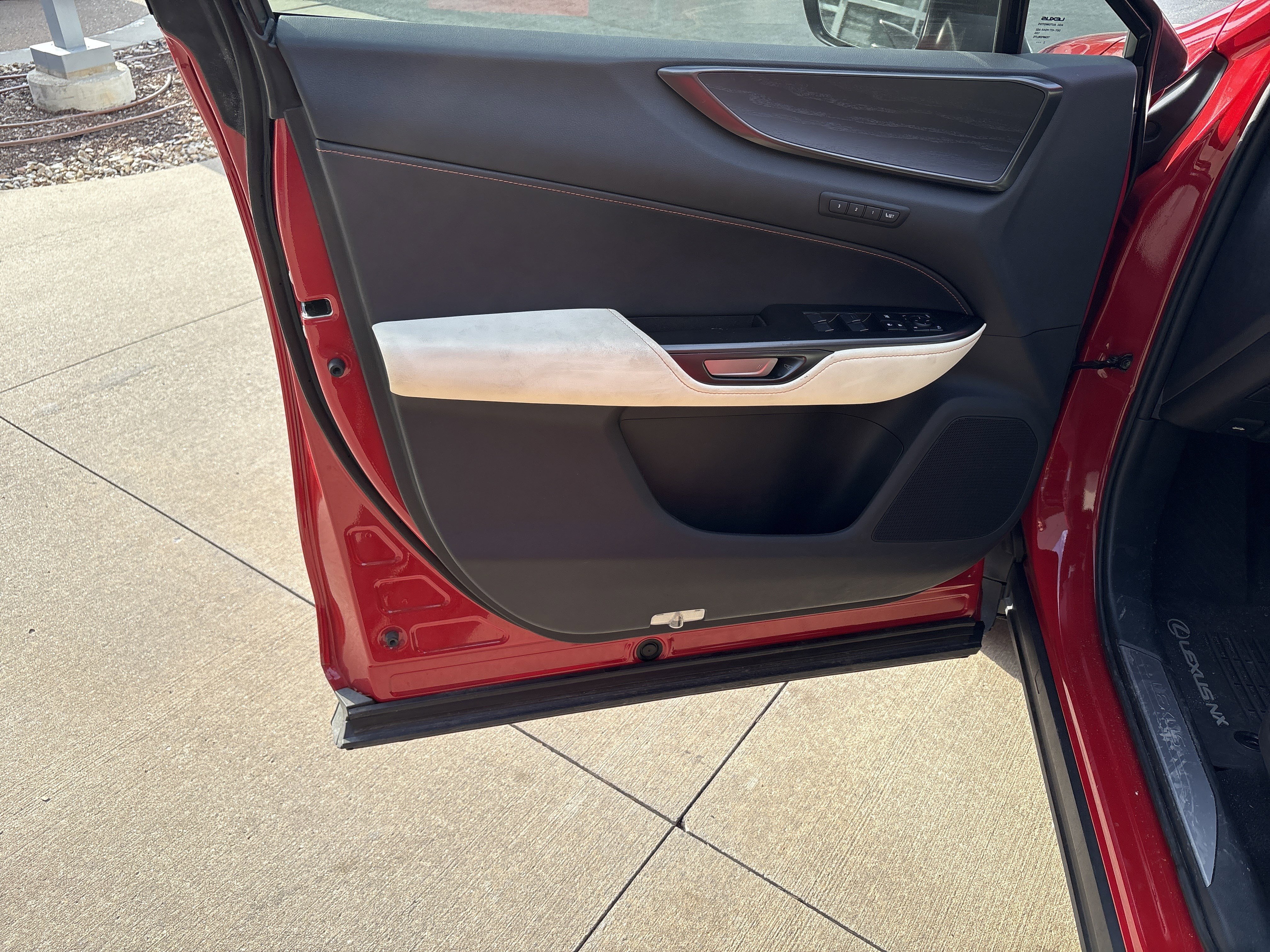 Used 2023 Lexus NX 350 AWD image 14