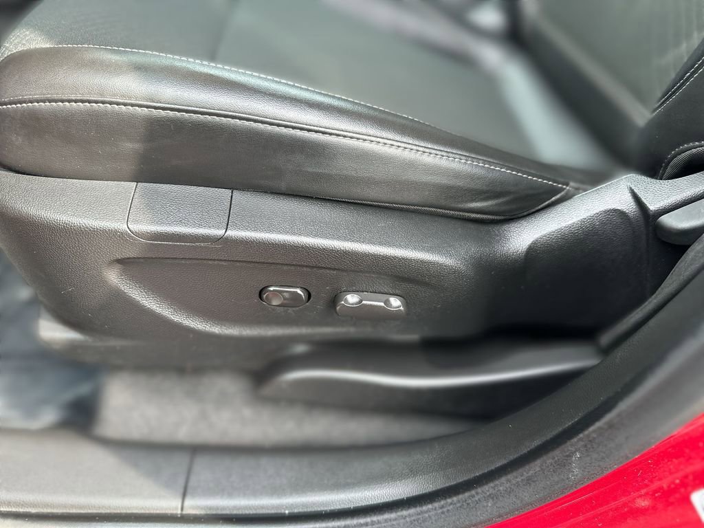 Used 2013 Buick Encore FWD image 14