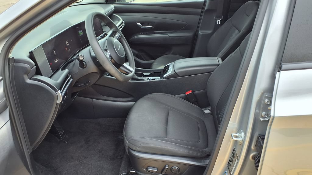 Used 2025 Hyundai Tucson SEL AWD/4WD image 4