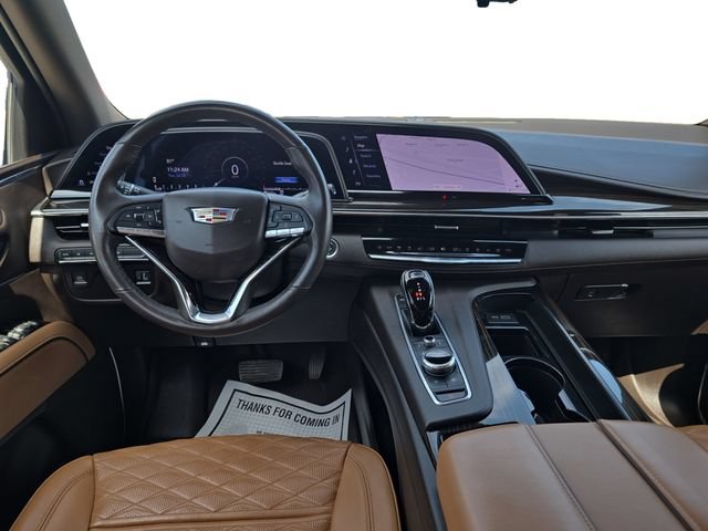 Used 2023 Cadillac Escalade Premium Luxury AWD/4WD image 12