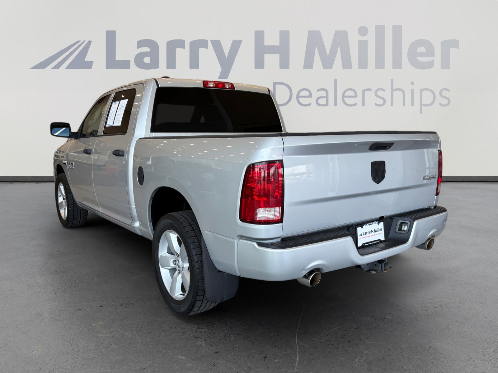 Used 2013 RAM 1500 Express AWD/4WD image 3