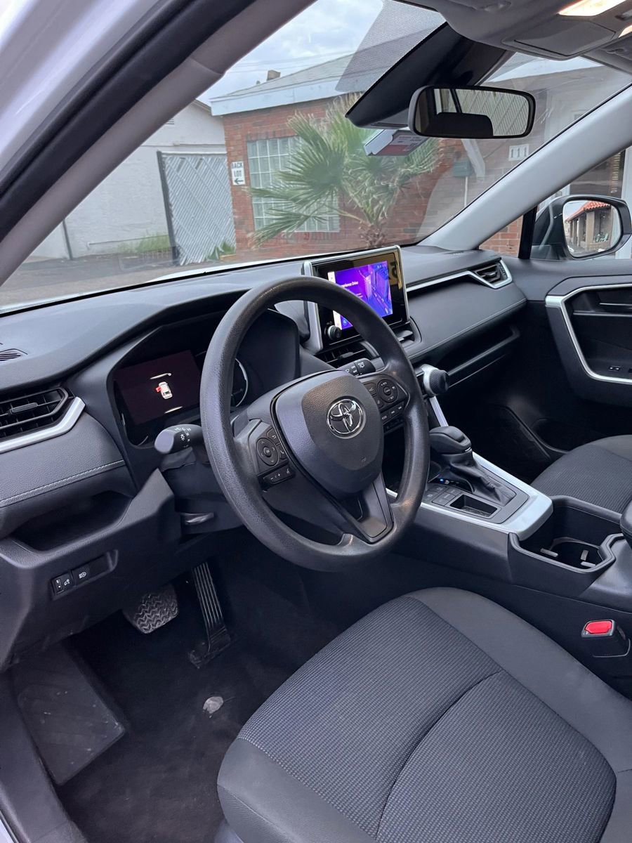 Used 2024 Toyota RAV4 LE image 10