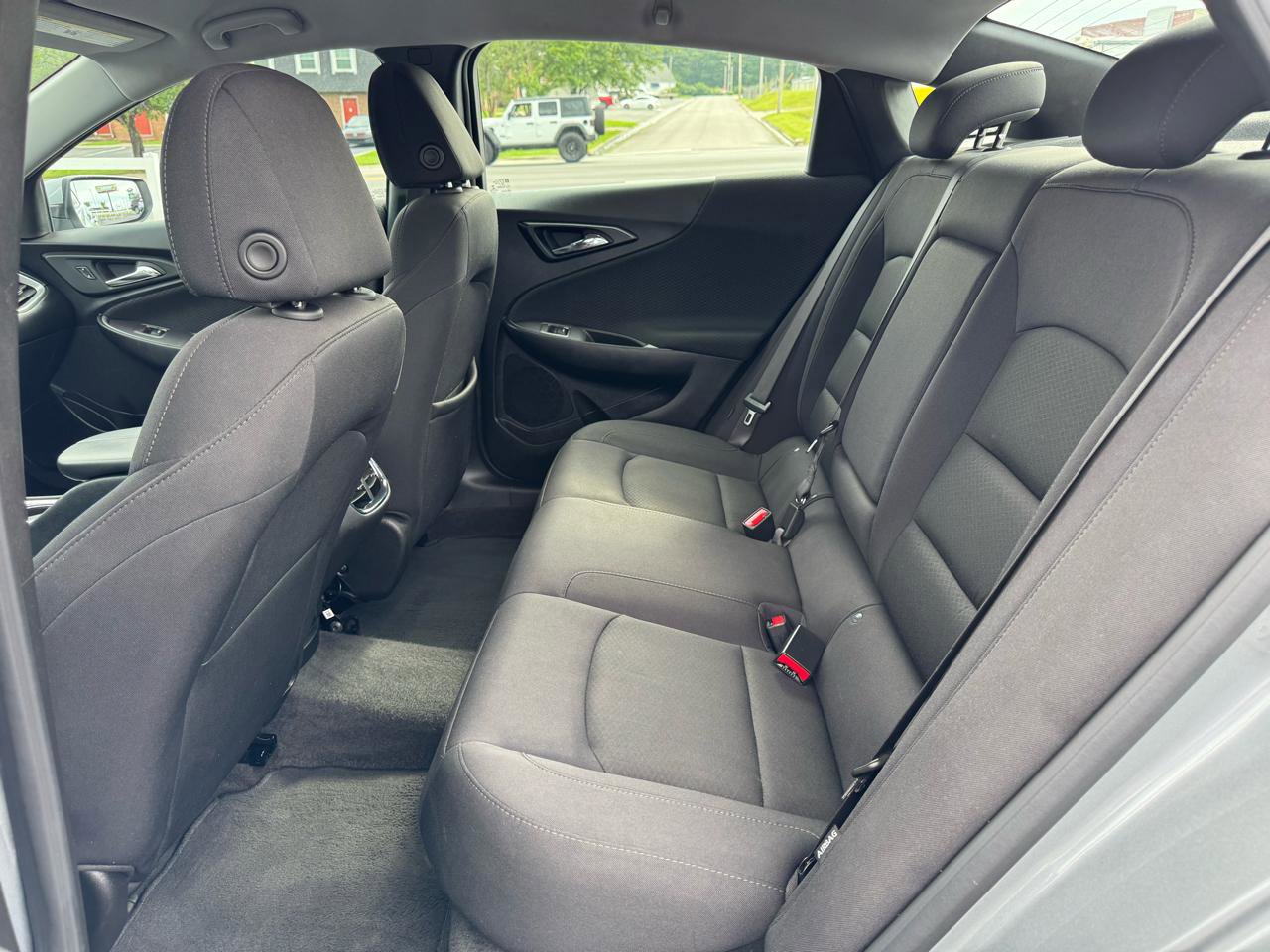 Used 2024 Chevrolet Malibu LT FWD image 18