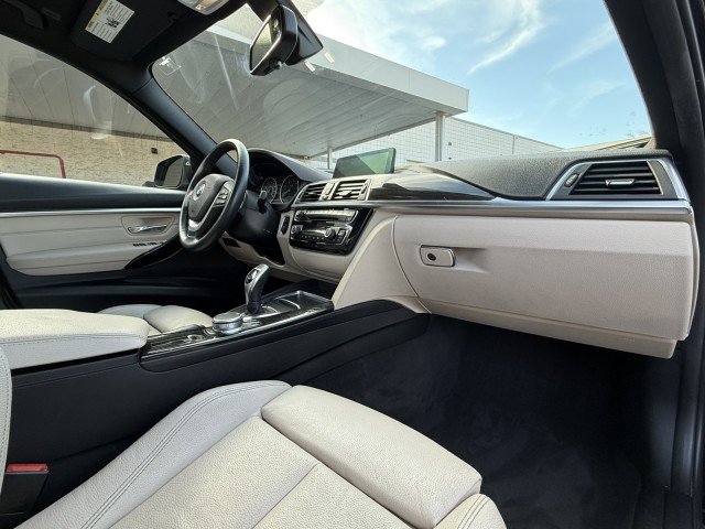 Used 2018 BMW 328d xDrive Sedan w/ Premium Package AWD/4WD image 31
