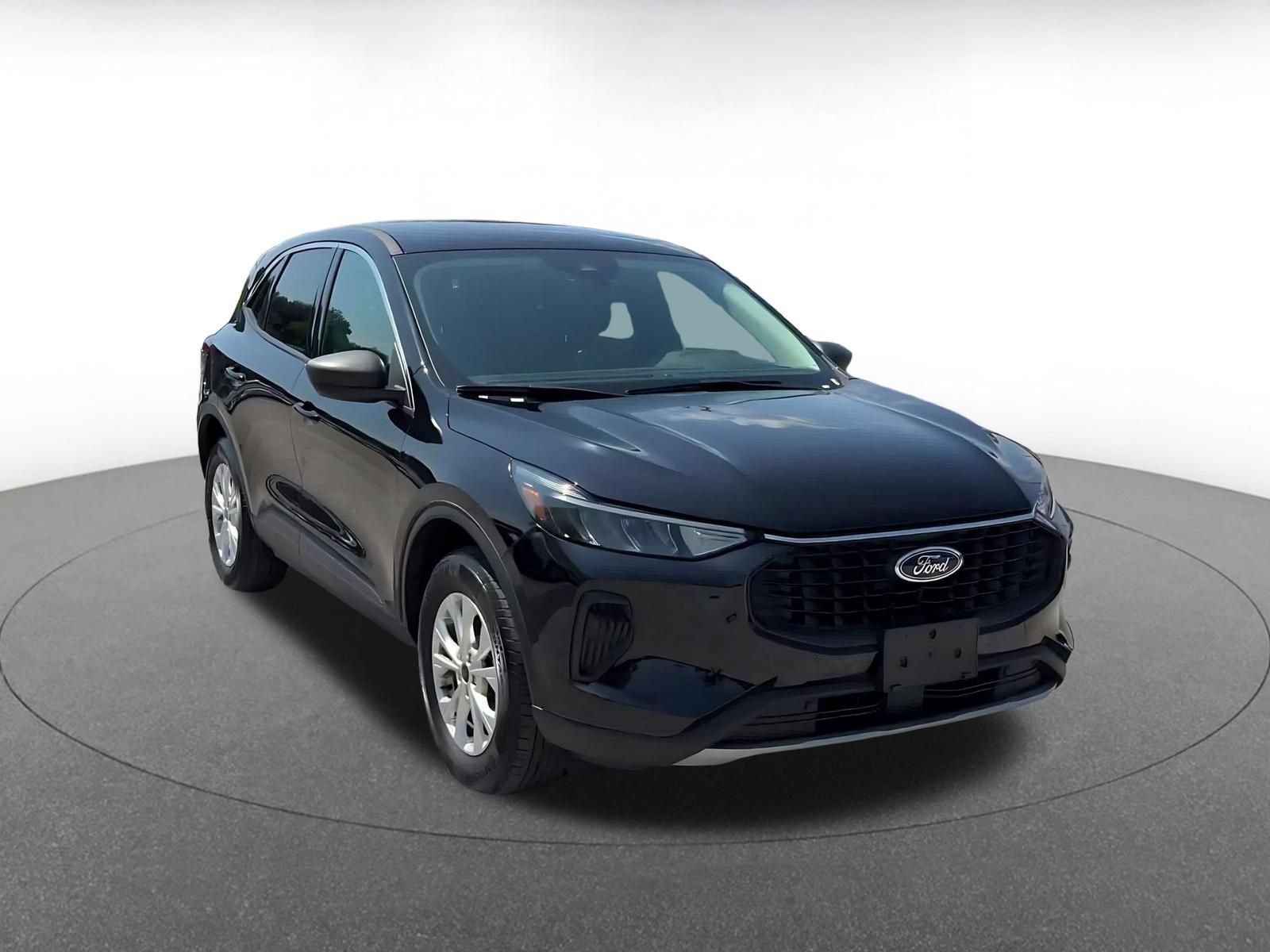 Used 2024 Ford Escape Active AWD/4WD image 3