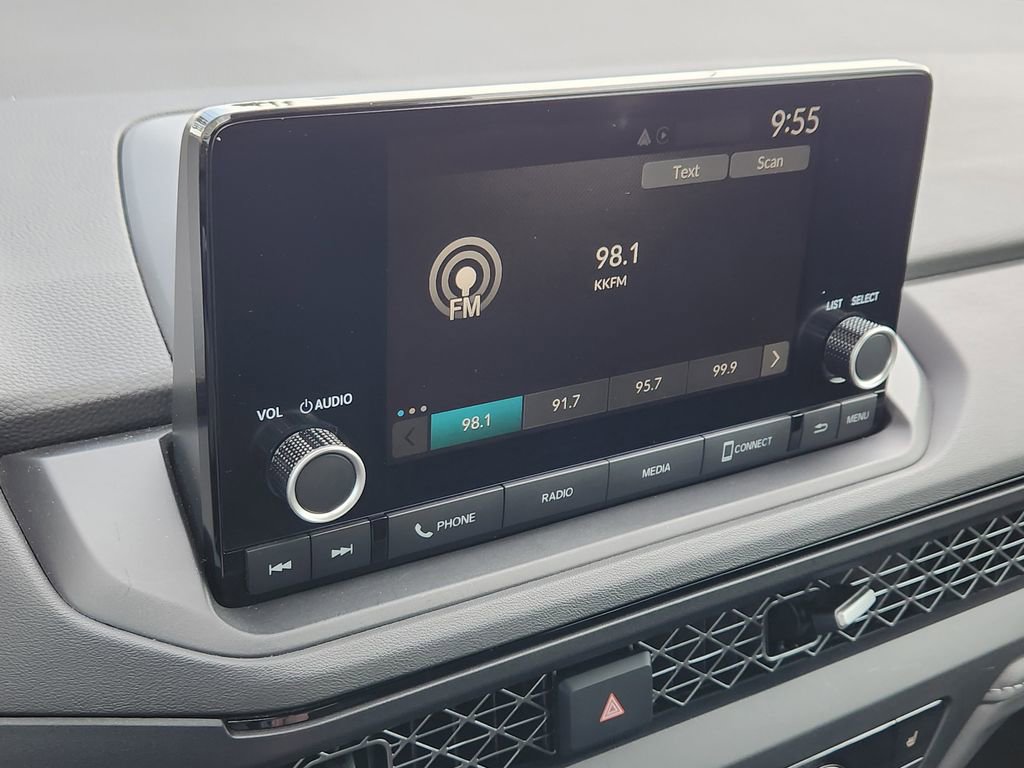 Used 2023 Honda Accord EX image 8