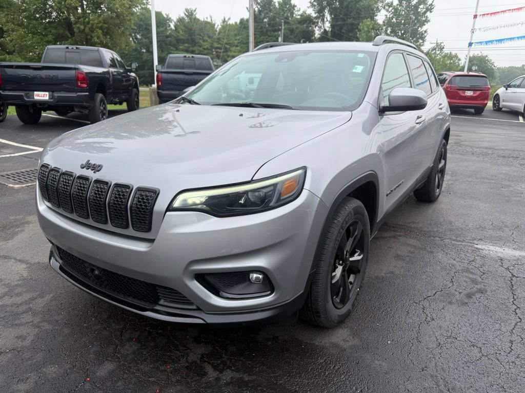 Used 2021 Jeep Cherokee Latitude Plus AWD/4WD image 8